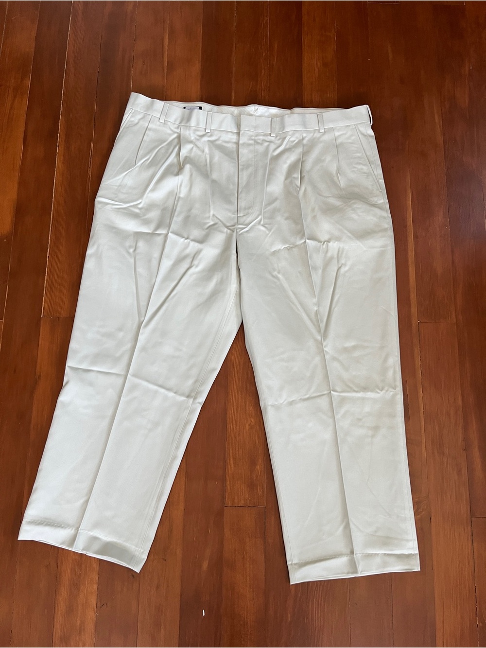 Lands' End Men's Light Stone Pleated Chinos size 46W 28L